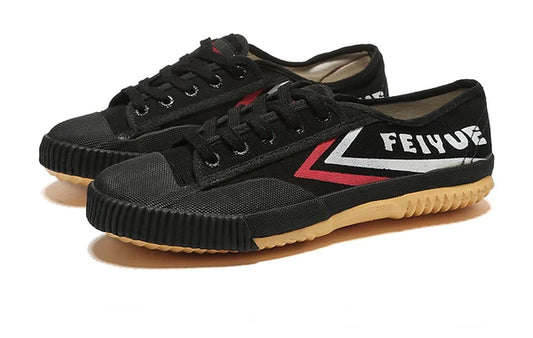 Parkour Shoes: Feiyue Original Low Top Black